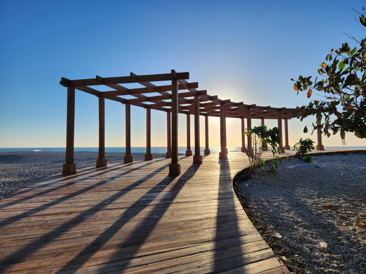 Beachfront Apartment, Quiet 4 Beds, 1 Bath, Ac, Wi-Fi, Hot Water, In Paraiso Near Los Patos Eksteriør bilde