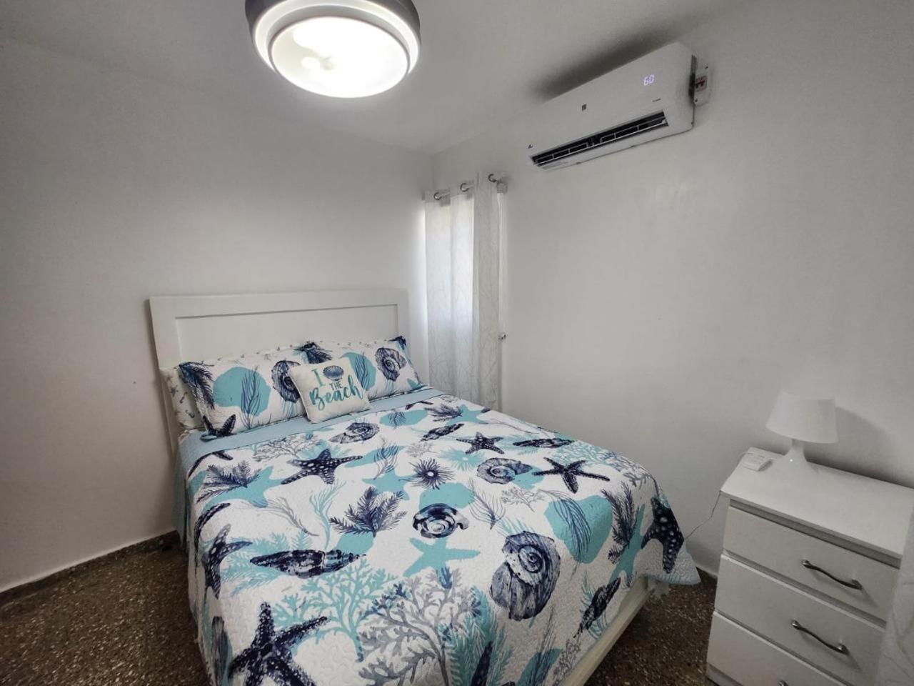 Beachfront Apartment, Quiet 4 Beds, 1 Bath, Ac, Wi-Fi, Hot Water, In Paraiso Near Los Patos Eksteriør bilde
