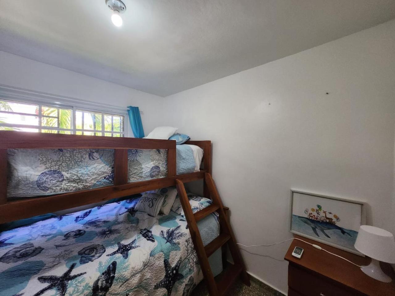 Beachfront Apartment, Quiet 4 Beds, 1 Bath, Ac, Wi-Fi, Hot Water, In Paraiso Near Los Patos Eksteriør bilde